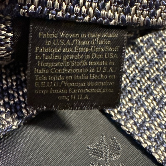 Brooks Brothers Made in USA Tie Navy Blue Gray Weave 100% Italian Silk - Picture 4 of 6